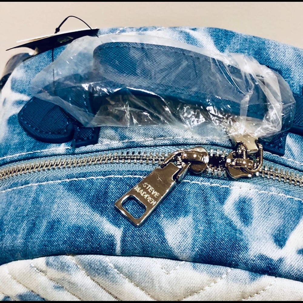 Steve Madden Quilted Chevron Josie Small Backpack - Picture 4 of 5